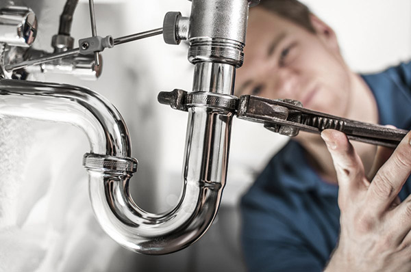How to Drain the Home’s Plumbing System