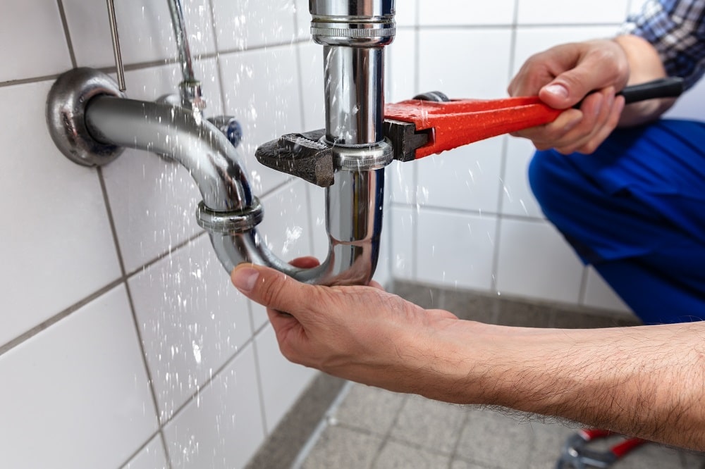 6 Safe DIY Plumbing Repairs