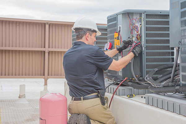 Considering a Heat Pump System? Here’s What You Need to Know
